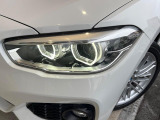 ●LEDヘッドライト:夜間走行時も良好な視界を確保し安心して運転できる高輝度LEDヘッドライトを装備!点灯速度が早く、消費電力も抑えられています。