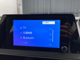 ブルートゥースに接続することにより、スマホに入ったお気に入りの音楽を車内で楽しむことができます♪あると本当に便利な機能になっています!