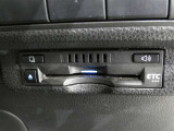 ナビ連動タイプのETC車載機です。ナビゲーションと連動してくれますのでカード未挿入を知らせてくれるなど便利な機能が追加されています。