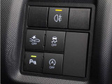 ◆障害物センサー◆車庫入れの時などに近くに障害物がある場合、障害物までの距離を音で知らせてくれます。
