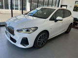 【展示場について】九州エリア最大級の展示場常時30台以上のBMWを展示しております。入庫する予定車両やNET掲載が間に合っていない車両も御座いますので是非一度お問い合わせ下さい。
