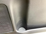 便利なドリンクホルダー付き。