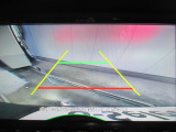 バックカメラのお写真です。駐車が苦手な方でも楽に駐車が行えますね♪
