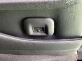 後部座席にUSB完備されています☆