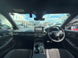 インパネ周りのお写真です。 視界が広く運転もしやすくなっております♪
