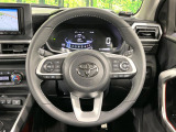 【純正革巻きステアリング】上質な革を使用することで、手にしっかり馴染みとても運転しやすいハンドルです♪
