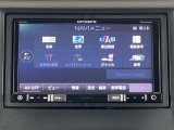 カロッツェリアのメモリーナビを搭載しています。