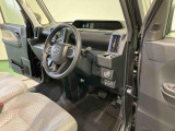 納車前にはプロのメカニックが点検、整備を行いますので安心してお乗り頂けます!!