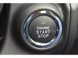 エンジンスタート&ストップをキーを取り出すことなく実現するプッシュスタート装着車!ポケットや鞄を探すストレスから開放されます。