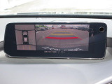 360&deg;ビューモニターを搭載しています。コーナーセンサーと合せてお使いいただくことで、安全、安心にお車の取り回しを行っていただけます。