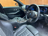 3シリーズセダン 320d Mスポーツ 4WD 本革シート