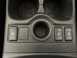 【シートヒーター】シートを温めてくれる暖房機器です!長時間座っていると負担が掛かりやすい背中や腰、または冬場などの寒い日に冷えやすい脚部に快適なぬくもりを伝えます。
