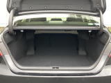 【ラゲッジスペース】リアシートを倒せばこの大容量!!ダンボールなどの大きい荷物も釣り具などの長尺物まで様々載せられそうです!!