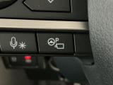 【スマートパノラマパーキングアシスト】駐車支援機能が搭載!ハンドル操作をクルマがしてくれ、アクセル・ブレーキとシフト操作だけで簡単に駐車が可能です♪