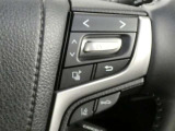 ステアリングスイッチで車両情報を切り替えて必要な情報を確認したりできます。