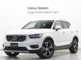 2020年モデル『XC40 T4 AWD Inscription』コンビニエンスPKG harman/kardon オキサイドレッドレザーシート ステアリングホイールヒーター 前後シートヒーター パワーテールゲート【グループ 総在庫300台!】