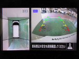 アラウンドビューモニターで車庫入れも空から見ている様に駐車できラクラクです。
