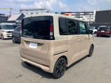 遠方への旅行など、長距離ドライブでも楽しむことができる工夫を多く備えております。本体価格の中には日産中古車の保証である走行距離無制限の『ワイド保証』が含まれております。