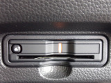 ■【ETC車載器】が装備されています。セットアップをしてお渡しとなり、ETCカードを差し込むだけで高速道路の利用が可能です。
