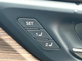 【メモリー機能付きパワーシート】ドライバーごとに設定したシート位置を記憶して、ボタン一つで切り替えできる便利な機能!運転する方が複数名いらっしゃるご家庭におすすめです♪