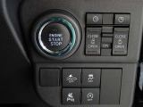 スマートアシストを搭載したサポカーS車です。