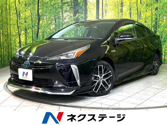トヨタ プリウス 