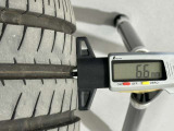 夏タイヤの残り溝は6.6mmです。スリップラインからは4.9mmとなっております。