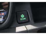 ECONスイッチの効果とあなたの運転で、クルマと力をあわせ「燃費向上=ガソリン代の節約=CO2 削減」のチャレンジをお楽しみください。
