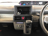温度を設定すれば、自動で車内の温度管理をしてくれる優れものです♪ATミッションで運転楽々