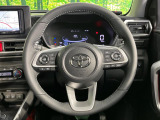 【純正革巻きステアリング】上質な革を使用することで、手にしっかり馴染みとても運転しやすいハンドルです♪