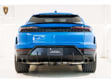 Rear Lamborghini Logo in High Gloss Black