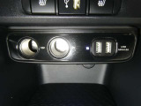 【充電用USB端子】デバイスの充電に便利です。※実際の接続端子は写真で確認or店舗までご気軽にお問合せください♪