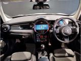 【MINI認定中古車】MINIのご購入はぜひMINI正規ディーラーで!メーカー基準の納車前点検整備を全車実施。規定整備を実施された車両にのみ付帯出来る全国保証。