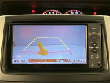 いまや必須装備「ナビゲーション」搭載!知らない場所に、スイスイッとドライブ。なんて便利な機能でしょうか?もう、これなしではハンドルを握れませんね!でも、運転中の操作は危険ですのでご注意ですね♪