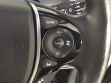 【アダプティブ・クルーズ・コントロール】予め設定した車速内でクルマが自動的に加減速。 前走車との適切な車間距離を維持しながら追従走行し、高速道路でのドライバーの疲労を軽減してくれる嬉しい機能付♪