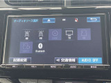 Bluetooth対応、CD/DVD再生機能付き。お好きな音楽を聴きながらのドライブは楽しいですよね〜♪
