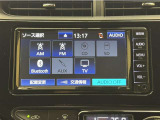 Bluetooth対応、CD再生機能付き。お好きな音楽を聴きながらのドライブは楽しいですよね〜♪