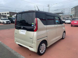 納車前には入念な点検整備をさせていただいております。もちろん、全車走行距離無制限のワイド保証付ですので、購入後安心して乗って頂けます。