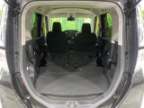 普段のお買い物や通勤、送迎等に十分な荷室スペースを確保しております。セカンドシートを倒すと、大きな荷物の積載も可能です♪