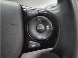 ◆アダプティブクルーズコントロール◆予め設定した車速内でクルマが自動的に加減速。前走車との適切な車間距離を維持しながら追従走行します。【LKAS】車線維持支援システムでステアリング操作を支援。