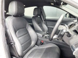 Eペイス S 2.0L D200 ディーゼル 4WD 本革シート