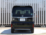 当店は、『安心して選べる中古車を。乗ってからも、安心が続く中古車を。』モットーにHONDA認定中古車を販売させていただいております。