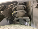 お車を安心してお乗りいただく為には、足回りの定期点検が欠かせません。サービスサポート(有償保証)では無料点検もご提供しており、安心のカーライフをお過ごしいただけるサポート体制が整っています。