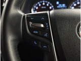 ステアリングスイッチではオーディオ操作が可能です。運転中のご利用は十分にご注意ください。