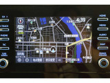 スマホやiPhoneと連携し、対応アプリをディスプレイに表示させて使うディスプレイオーディオ。使い慣れた従来のトヨタ車載ナビが利用できるエントリーナビキットを装着。高画質なフルセグTV対応です。