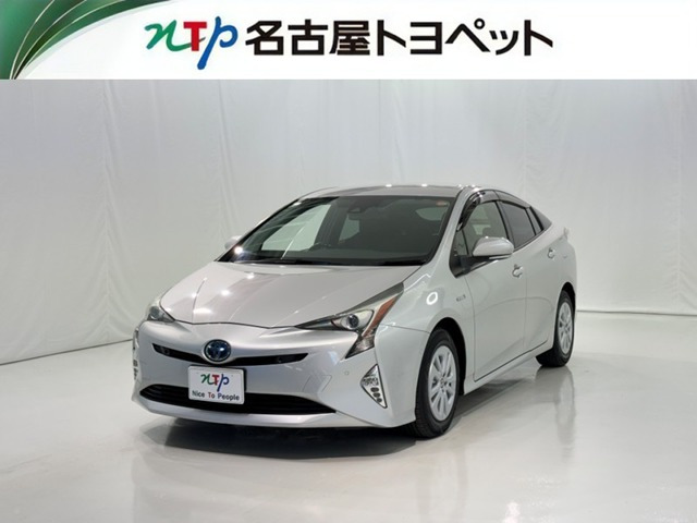 トヨタ プリウス 
