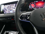 前車と一定の車間距離を保ちながら走る追随システムのACC(アダプティブクルーズコントロール)付!