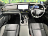 クラウンクロスオーバー 2.5 G アドバンスト レザー パッケージ E-Four 4WD 