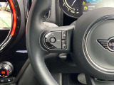 車両の詳細、ご質問につきましては、弊社営業スタッフまでお気軽にご連絡下さいませ。遠方のお客様には実車の詳細画像の送信も承ります。お客様からのお問合せをお待ち致しております。