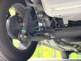 お車を安心してお乗りいただく為には、足回りの定期点検が欠かせません。サービスサポート(有償保証)では無料点検もご提供しており、安心のカーライフをお過ごしいただけるサポート体制が整っています。